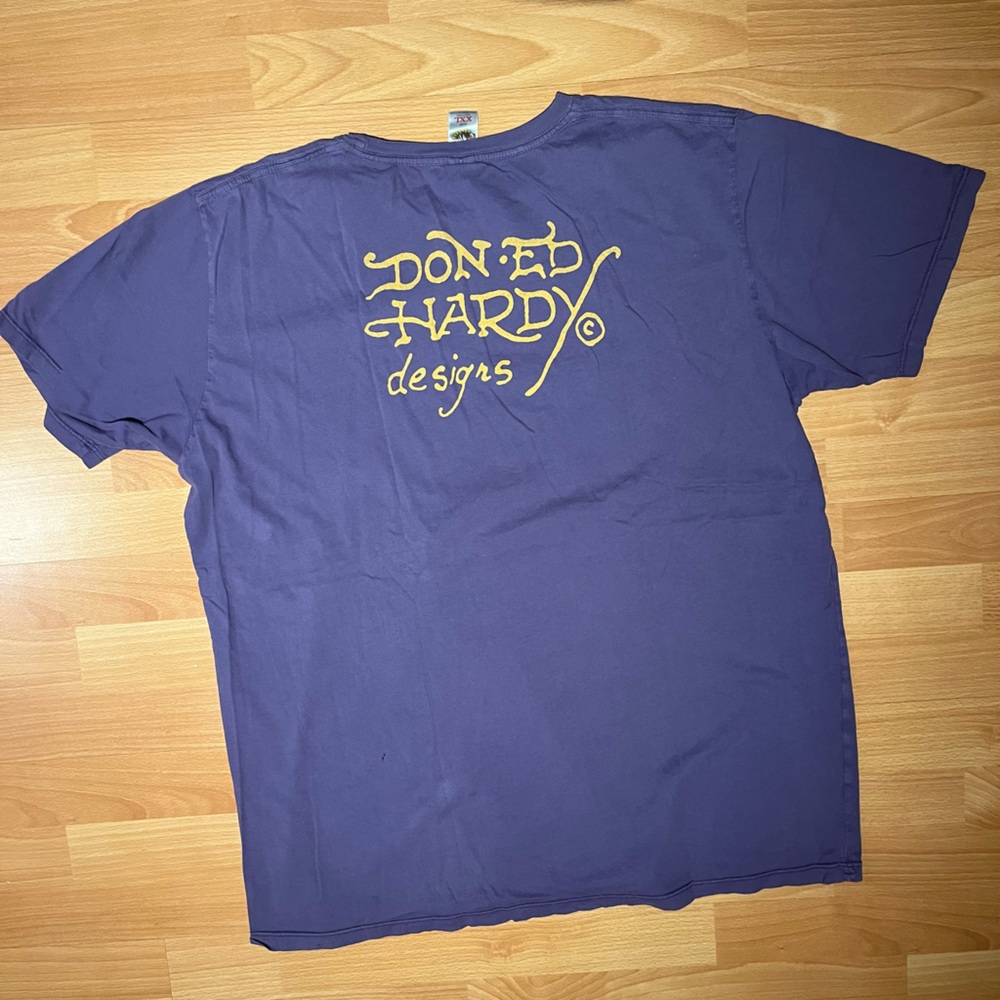 Ed hardy puple graphic tee - Picture 4 of 4
